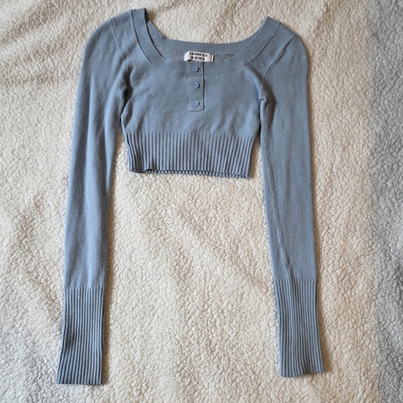 Frankie's Bikinis Tops - Frankies Bikinis blue long sleeve cloud knit crop top with button detail